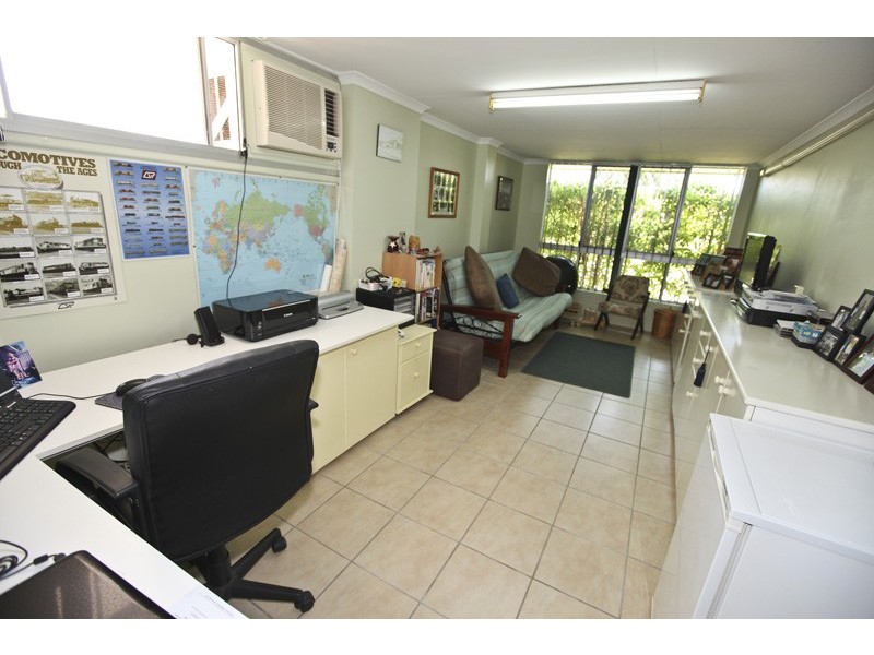 10 Mercury Street, Telina QLD 4680