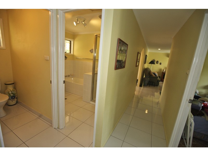 10 Mercury Street, Telina QLD 4680