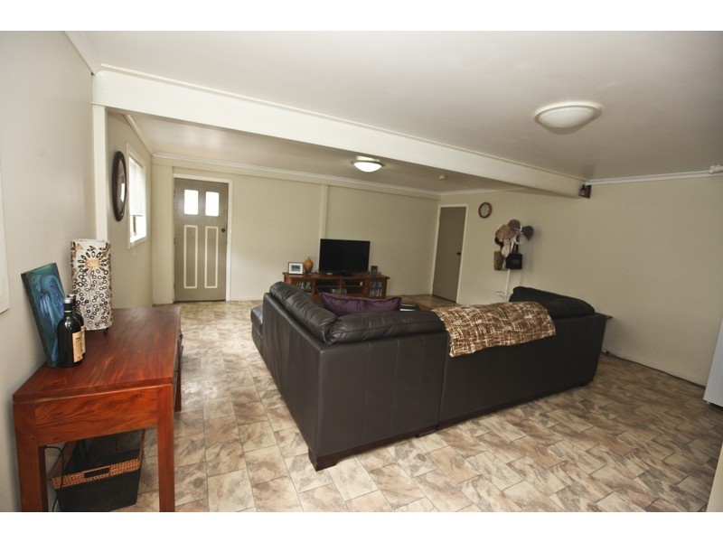 7 Carinya Drive, Clinton QLD 4680