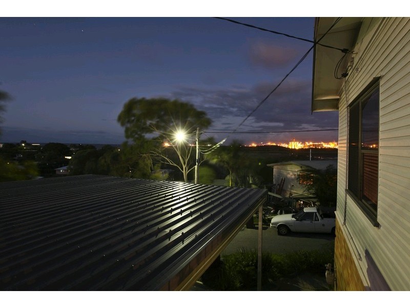 21 Bell Street, Barney Point QLD 4680