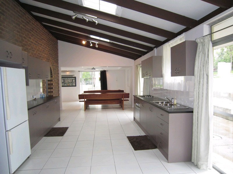 35 Elaine Street, Karalee QLD 4306