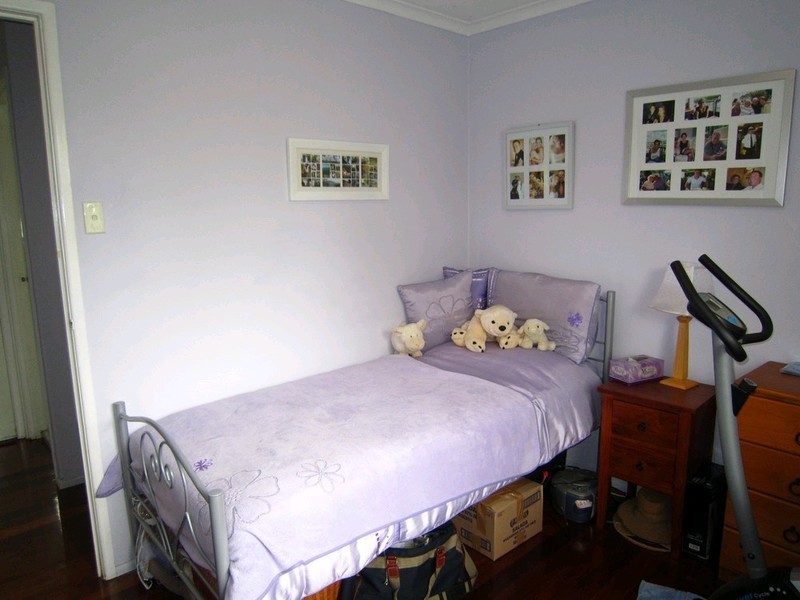 9 Ashfield Street, North Ipswich QLD 4305