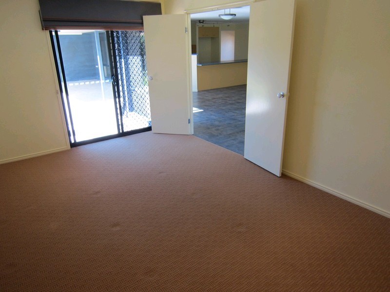 32 Mellor Place, Brassall QLD 4305