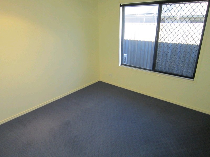 32 Mellor Place, Brassall QLD 4305