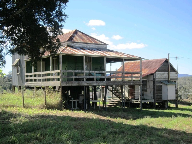 563 Riverside Drive, Pine Mountain QLD 4306