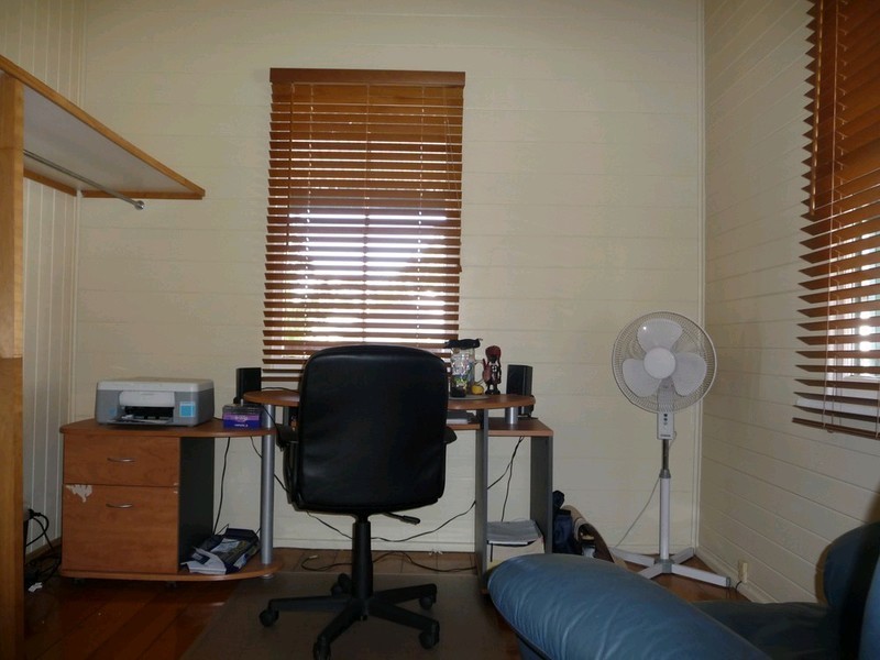 14 Liverpool Street, North Ipswich QLD 4305