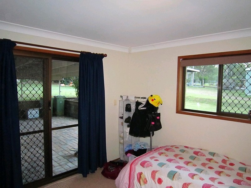 2 Joanne Street, Karalee QLD 4306