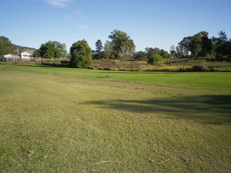 97 Rose Avenue, Minden QLD 4311