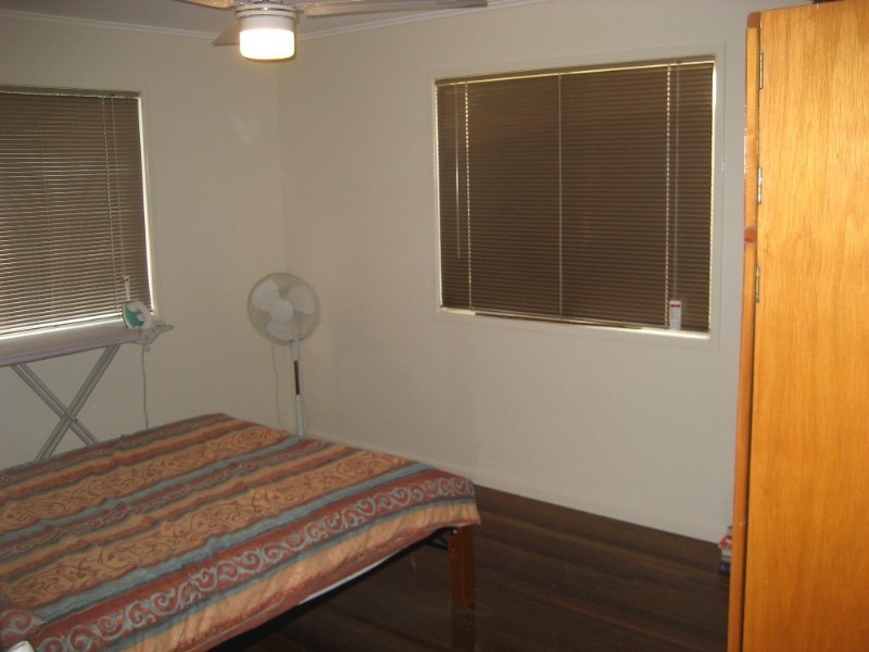 24 Nile Street, Riverview QLD 4303