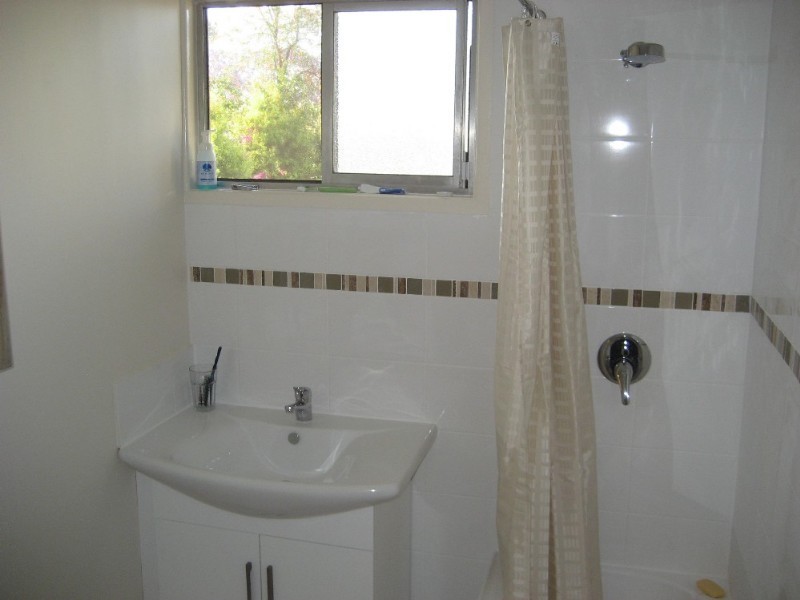 24 Nile Street, Riverview QLD 4303