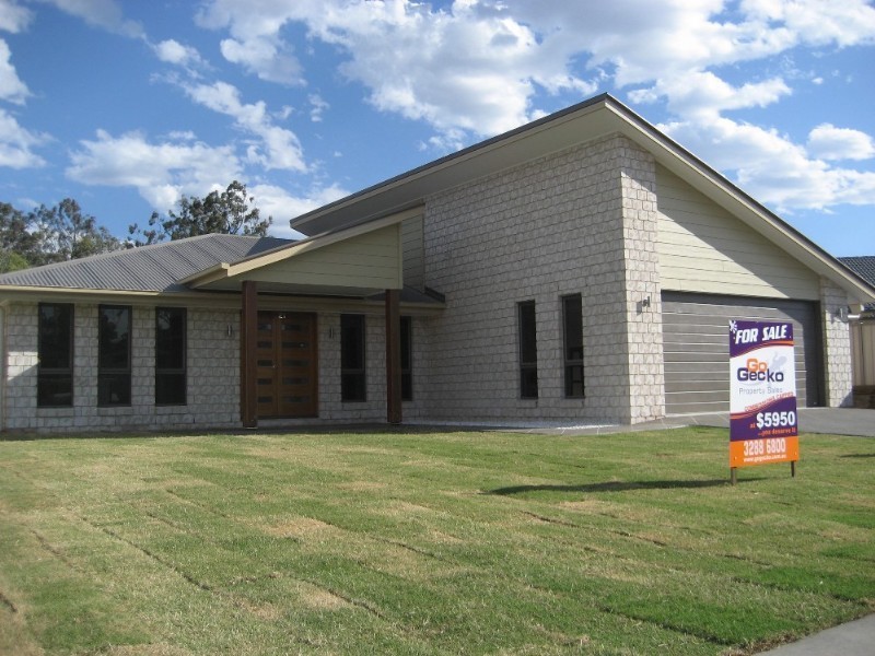 21 Piccadilly Court, Deebing Heights QLD 4306