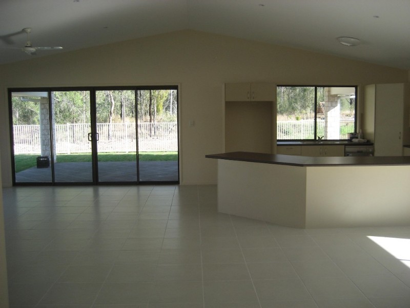 21 Piccadilly Court, Deebing Heights QLD 4306