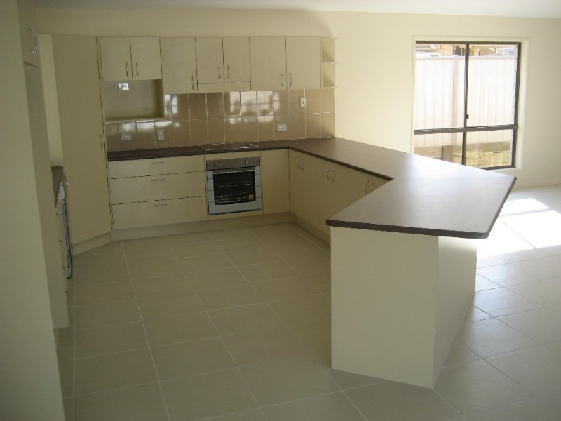 21 Piccadilly Court, Deebing Heights QLD 4306