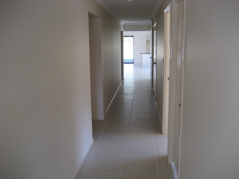 21 Piccadilly Court, Deebing Heights QLD 4306