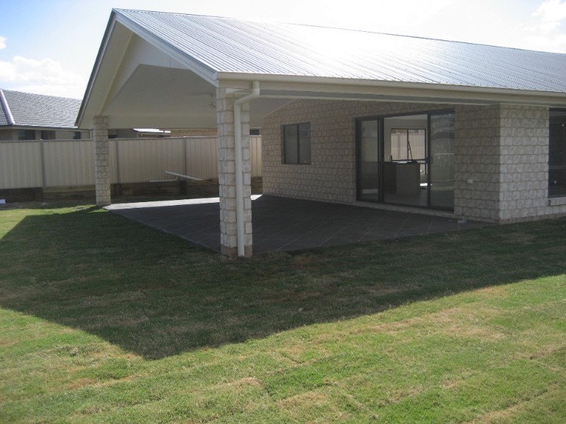 21 Piccadilly Court, Deebing Heights QLD 4306