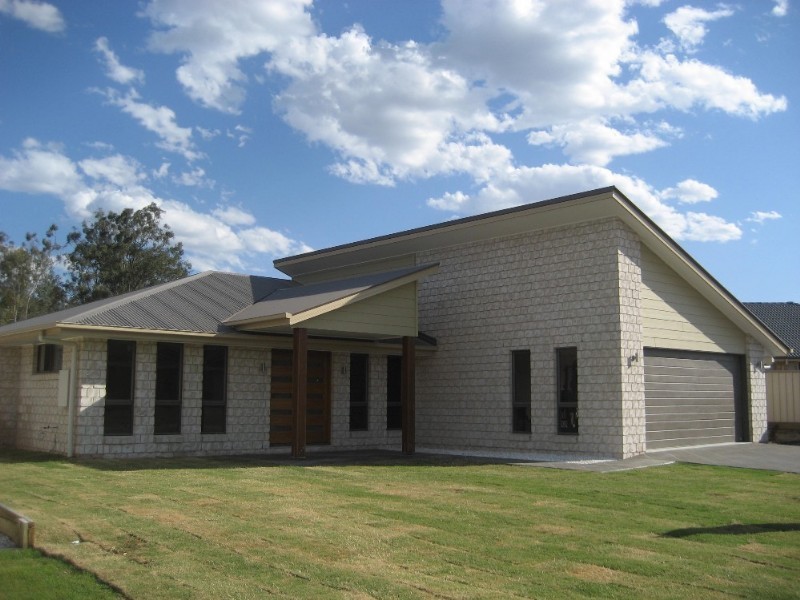 21 Piccadilly Court, Deebing Heights QLD 4306