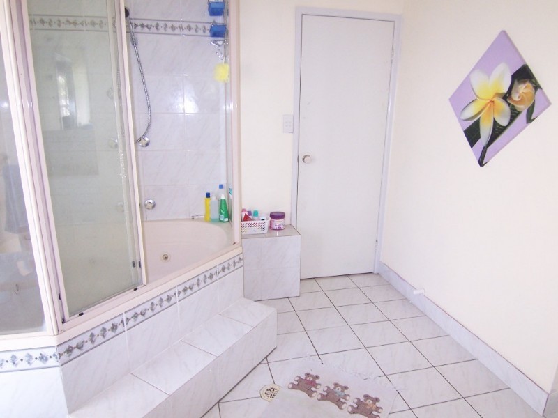 26 St Leger Court, Yamanto QLD 4305