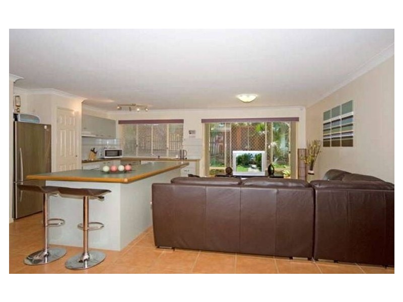 14 Hillcrest Place, Flinders View QLD 4305