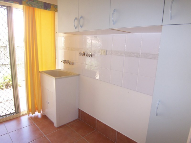 14 Hillcrest Place, Flinders View QLD 4305