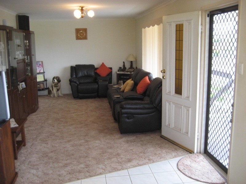 6 Kurrajong Street, Flinders View QLD 4305