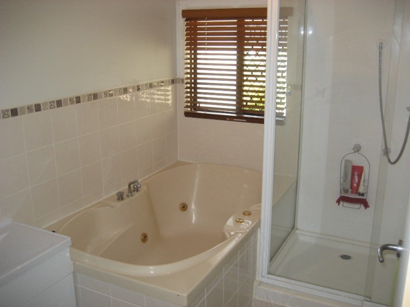 62 South Deebing Creek Road, Deebing Heights QLD 4306