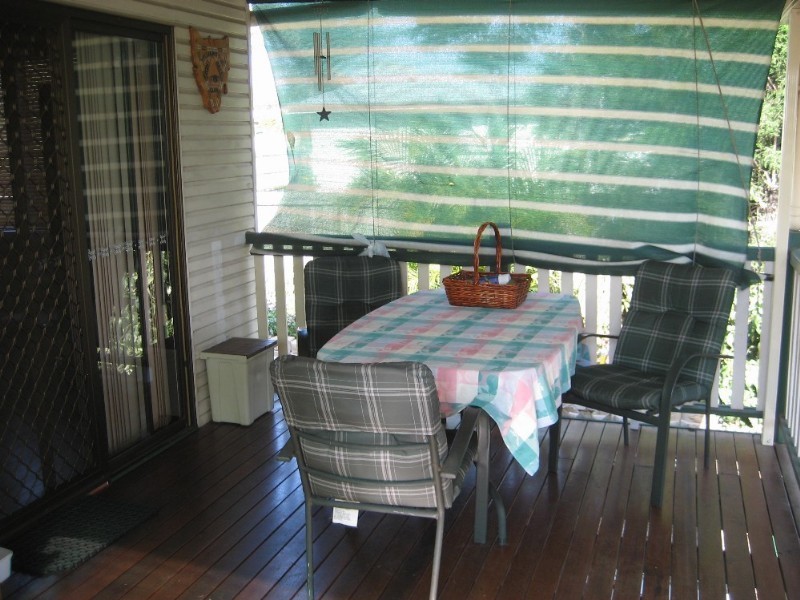 4 Mangonia Street, Raceview QLD 4305