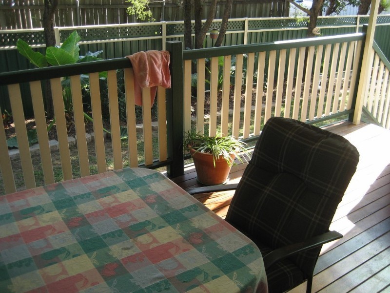 4 Mangonia Street, Raceview QLD 4305