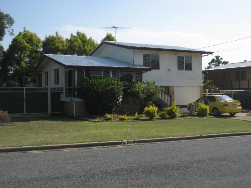 4 Mangonia Street, Raceview QLD 4305