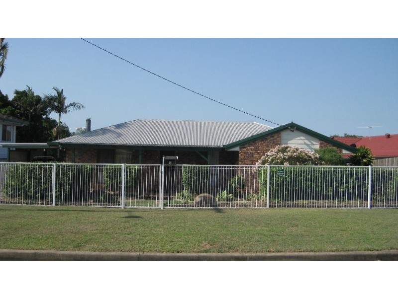 8 Barret Street, Flinders View QLD 4305