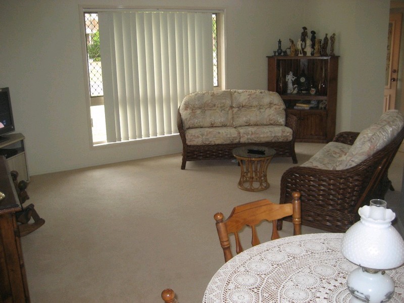 20 Resolution Parade, Flinders View QLD 4305