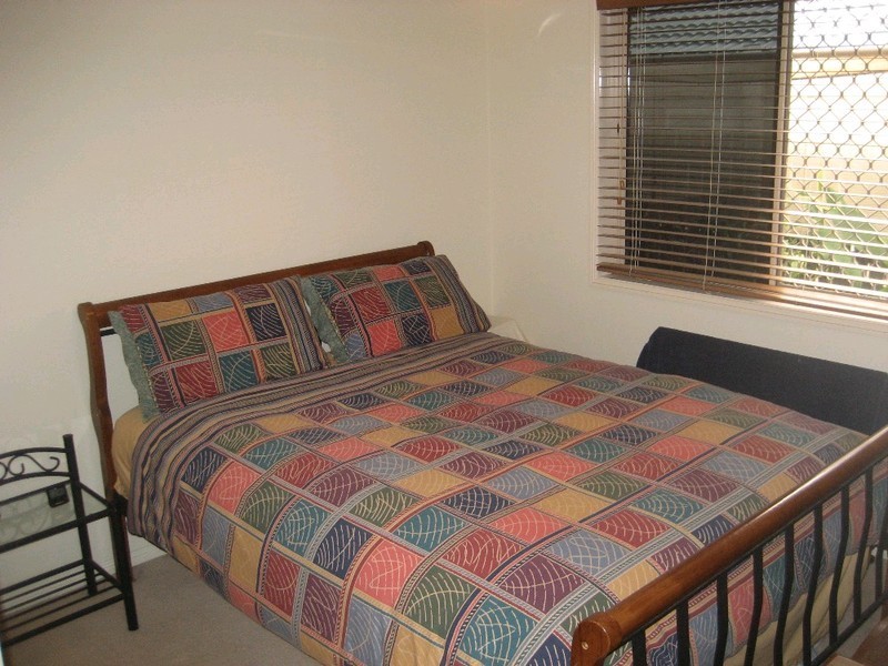 20 Resolution Parade, Flinders View QLD 4305