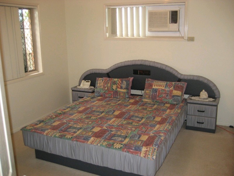 20 Resolution Parade, Flinders View QLD 4305