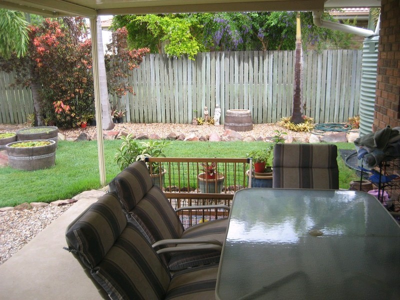 20 Resolution Parade, Flinders View QLD 4305