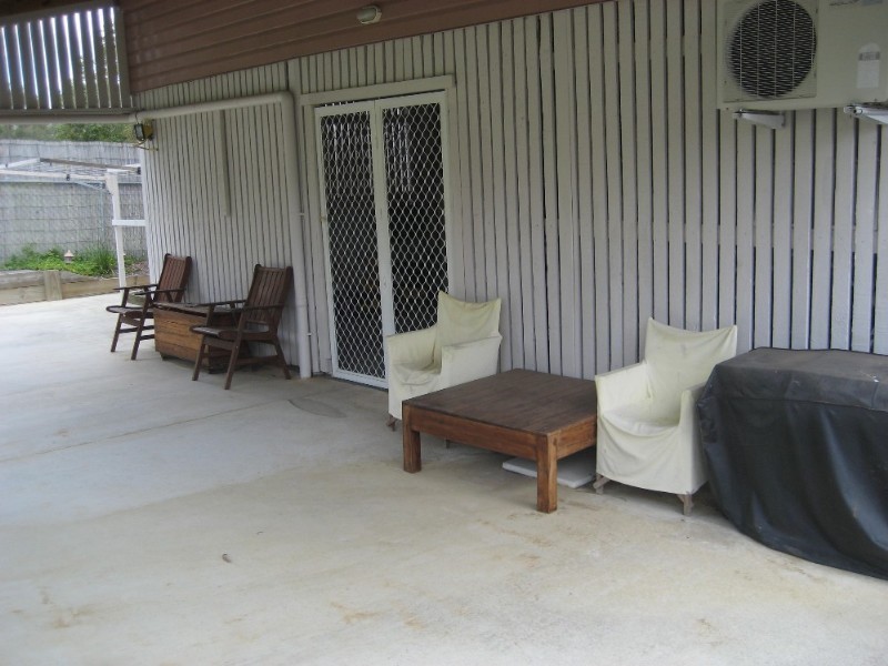 2 Reif Street, Flinders View QLD 4305