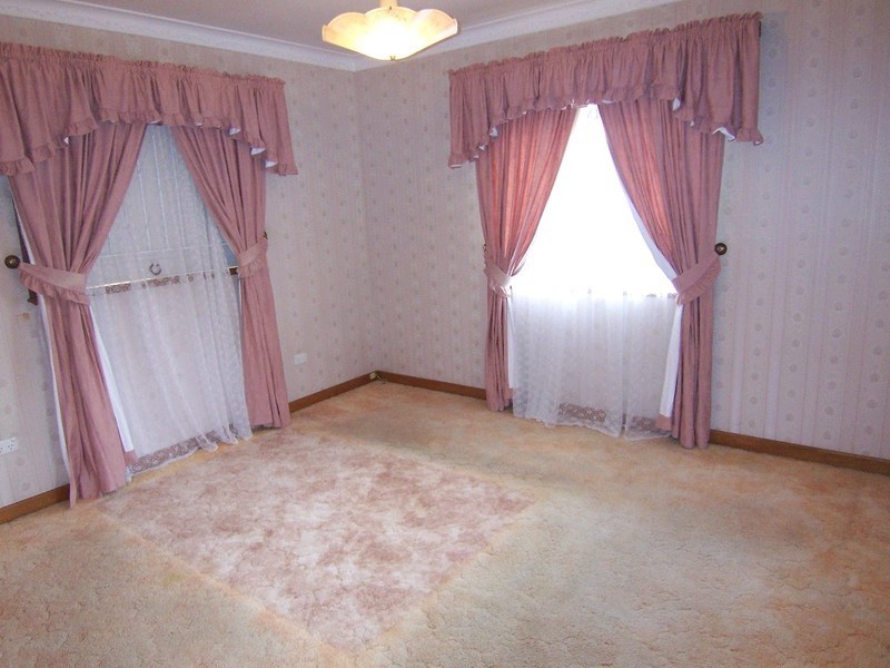 6 Cooinda Street, Eastern Heights QLD 4305