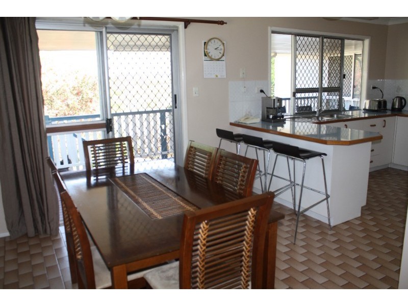 89 Lance Drive, Flinders View QLD 4305