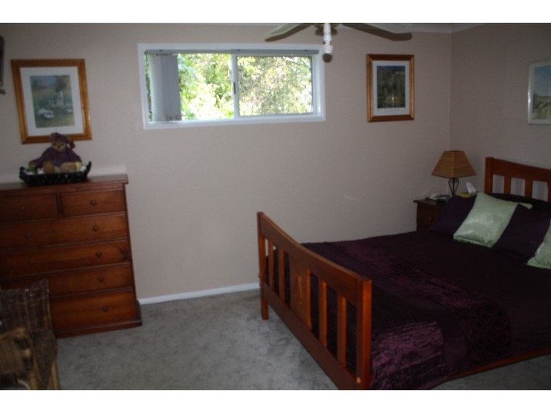 89 Lance Drive, Flinders View QLD 4305