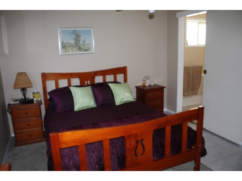 89 Lance Drive, Flinders View QLD 4305