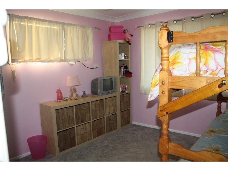 89 Lance Drive, Flinders View QLD 4305