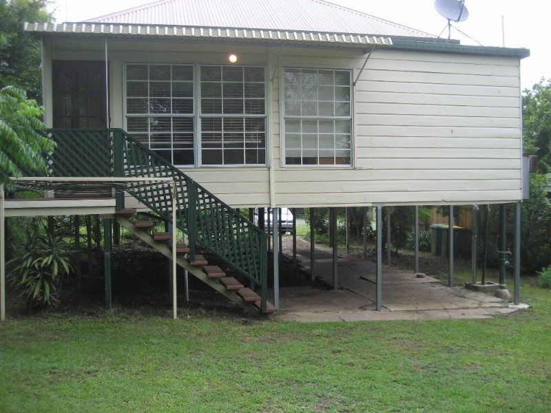 5 Park Street, Ipswich QLD 4305