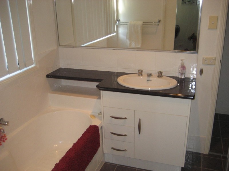 5 Inverness Street, Flinders View QLD 4305