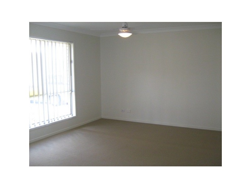 18 Acacia Close, Raceview QLD 4305