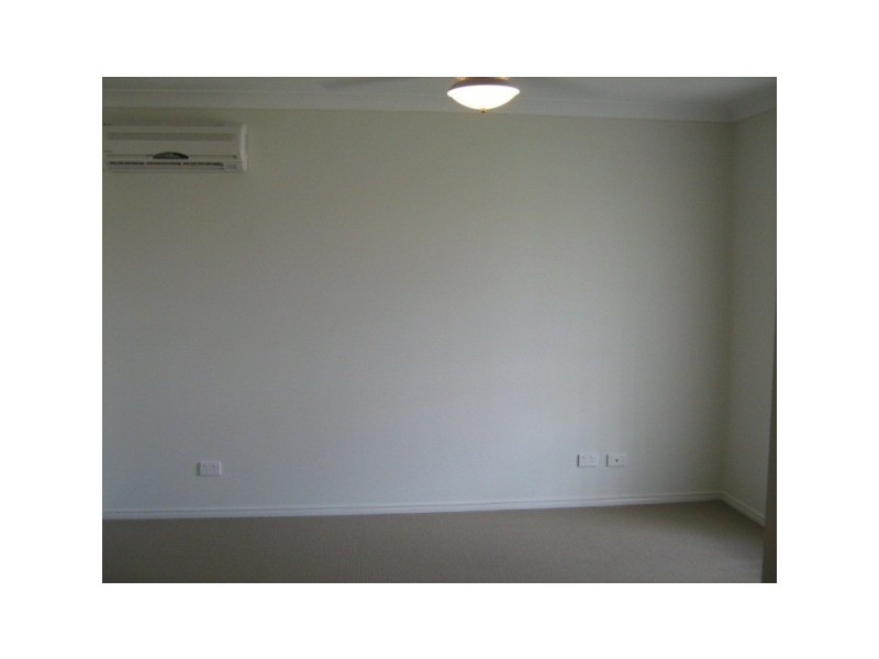 18 Acacia Close, Raceview QLD 4305
