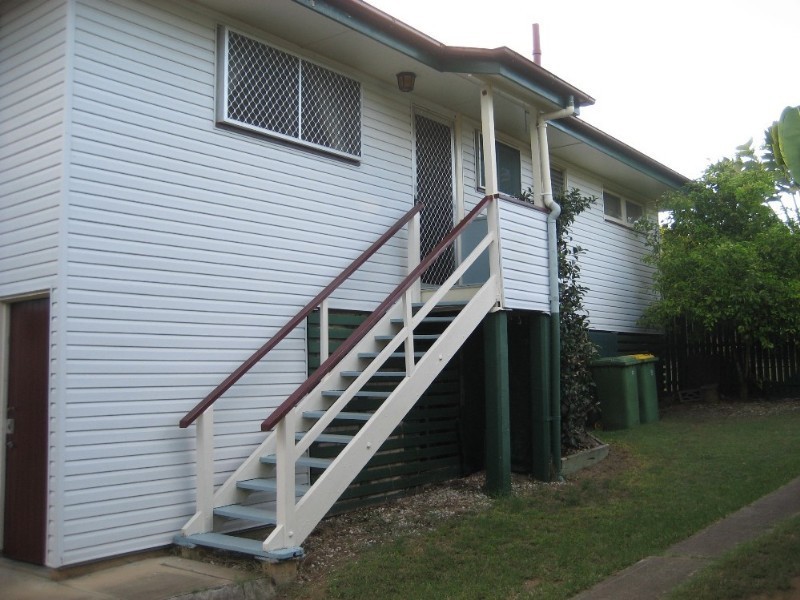 72 Aspinall Street, Leichhardt QLD 4305