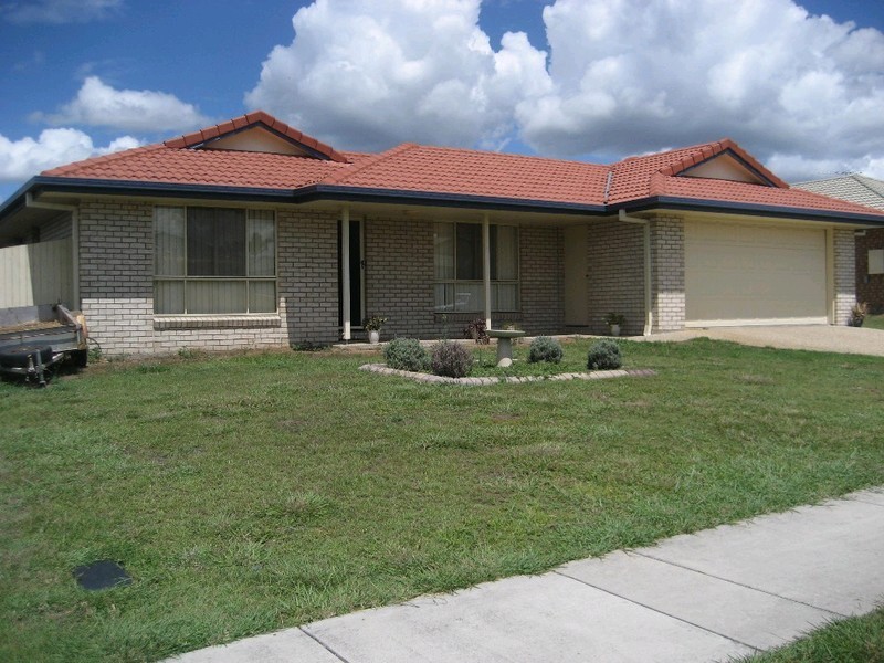 24 Banksia Drive, Raceview QLD 4305