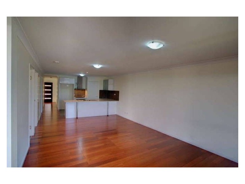 1/5 Lagoona Court, Churchill QLD 4305