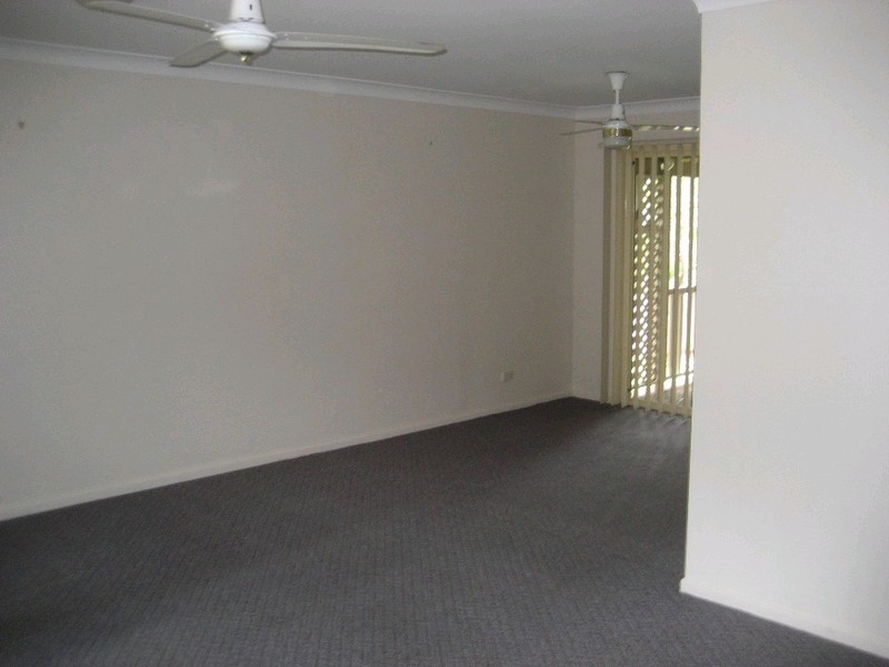 27 Edith Drive, North Ipswich QLD 4305