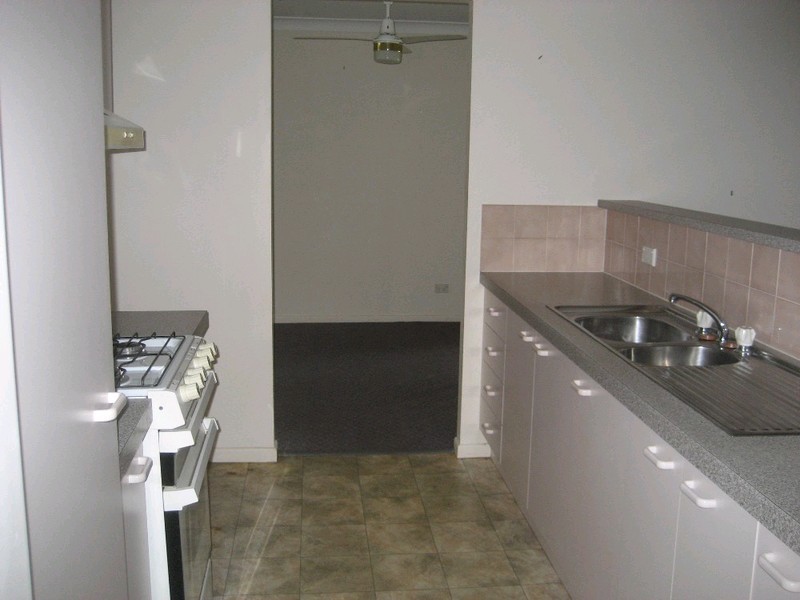 27 Edith Drive, North Ipswich QLD 4305