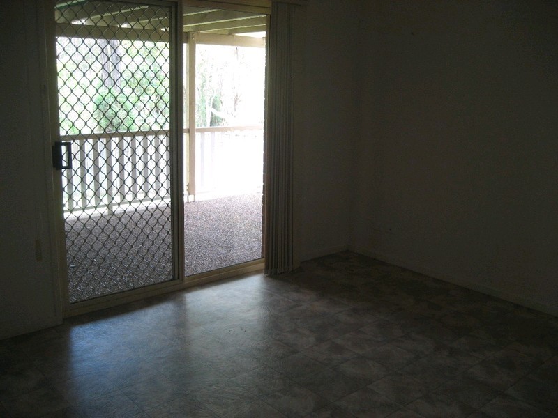 27 Edith Drive, North Ipswich QLD 4305