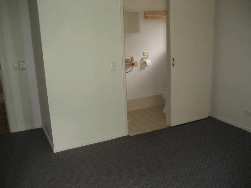 27 Edith Drive, North Ipswich QLD 4305